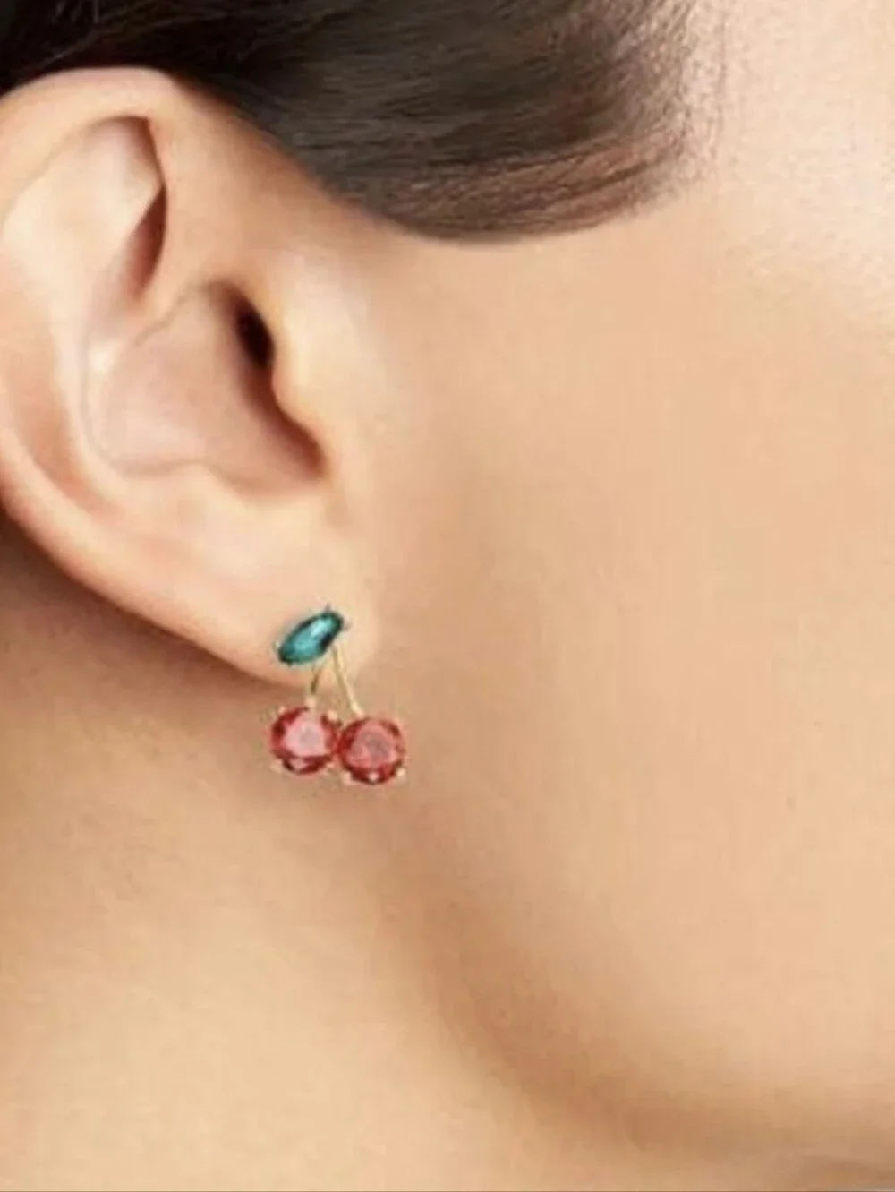 NWT kate spade Ma Cherie 🍒 Crystal Stud Earrings with Red + Green crystals.